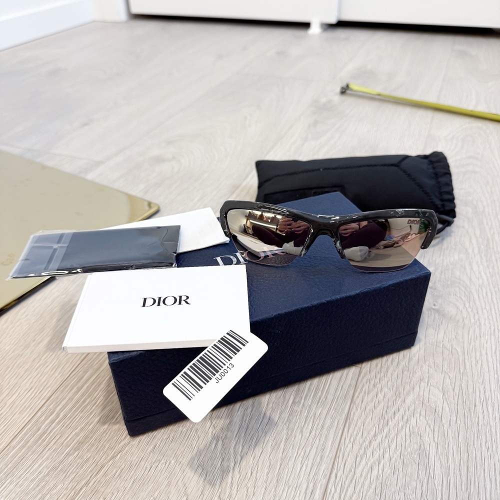 BRAND  NEW WITH TAGS IN BOX DiorBay S1U Shield Sunglasses Tinted BLACK JU0013